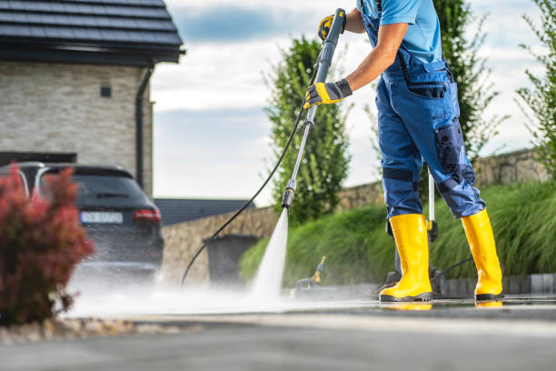 Best Garage Pressure Washing  in Dix Hills, NY